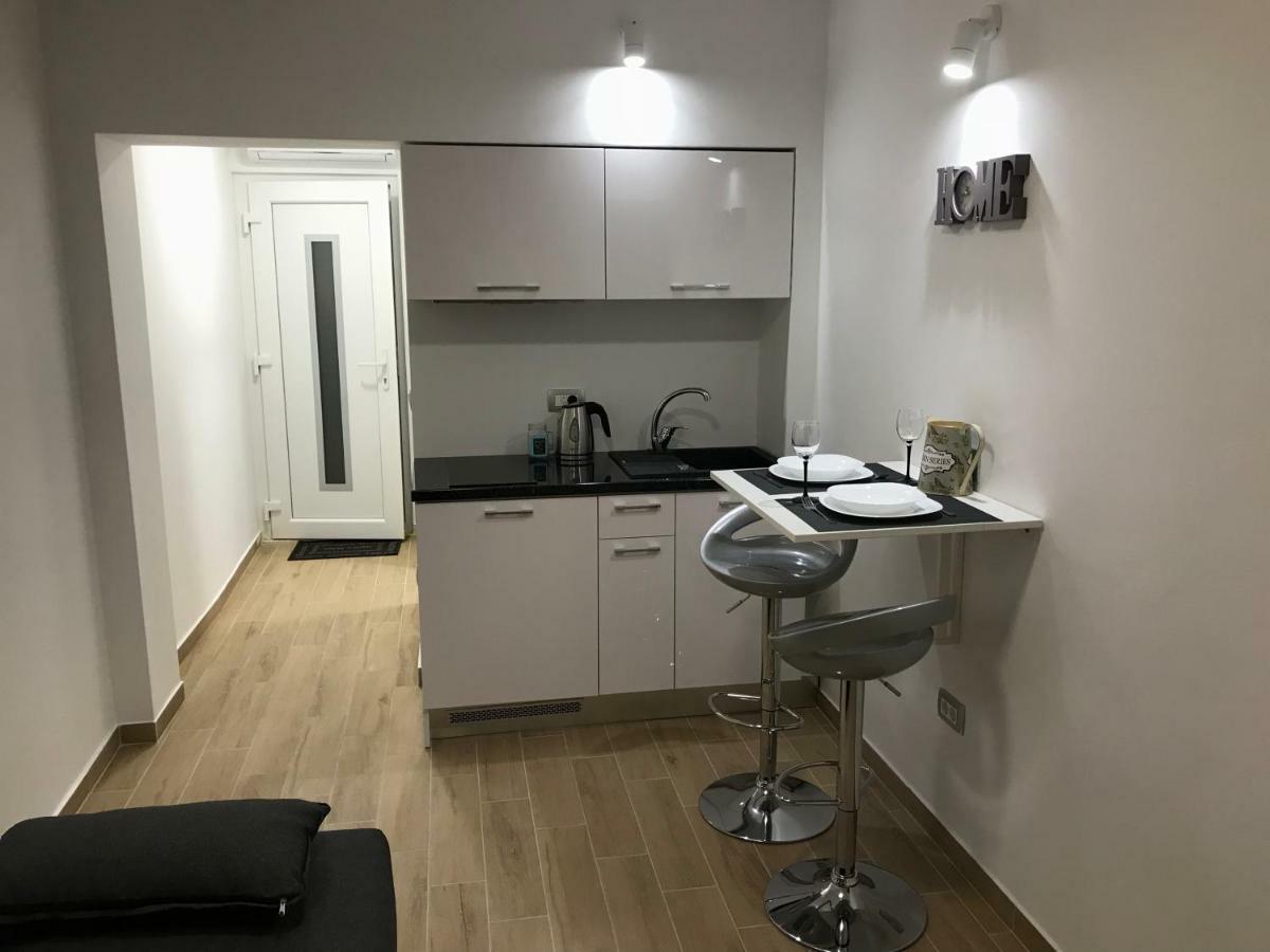 Apartman Studio Ganga Omiš Екстериор снимка
